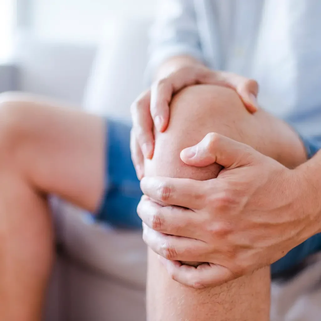  أعراض تقوس الساقين عند الكبار